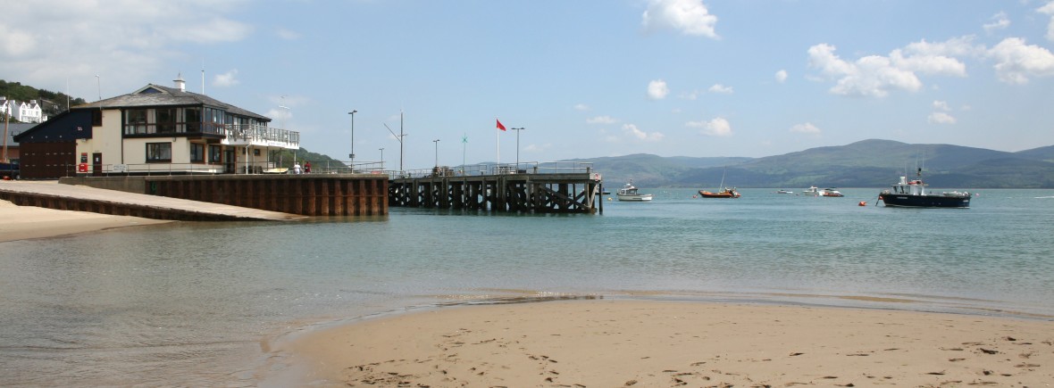 A view of Aberdovey pier from beach